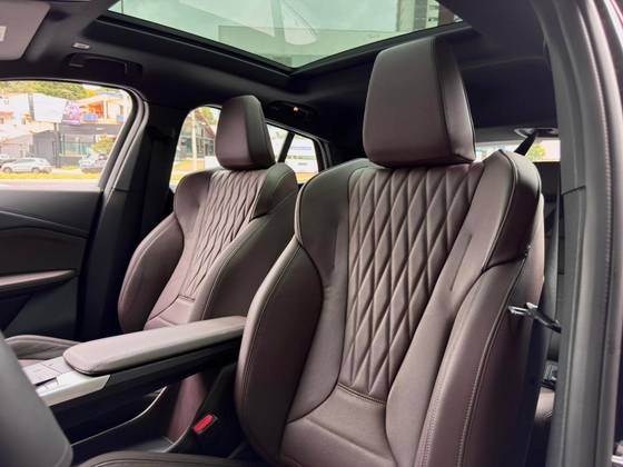 BMW X2 2.0 TURBO GASOLINA XDRIVE20I M SPORT STEPTRONIC BMW X2 2.0 TURBO GASOLINA XDRIVE20I M SPORT STEPTRONIC
